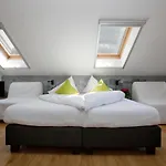 아파트 Ante Portas