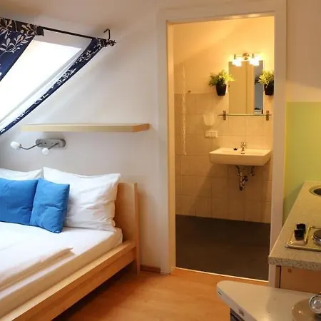 Ante Portas Apartment *